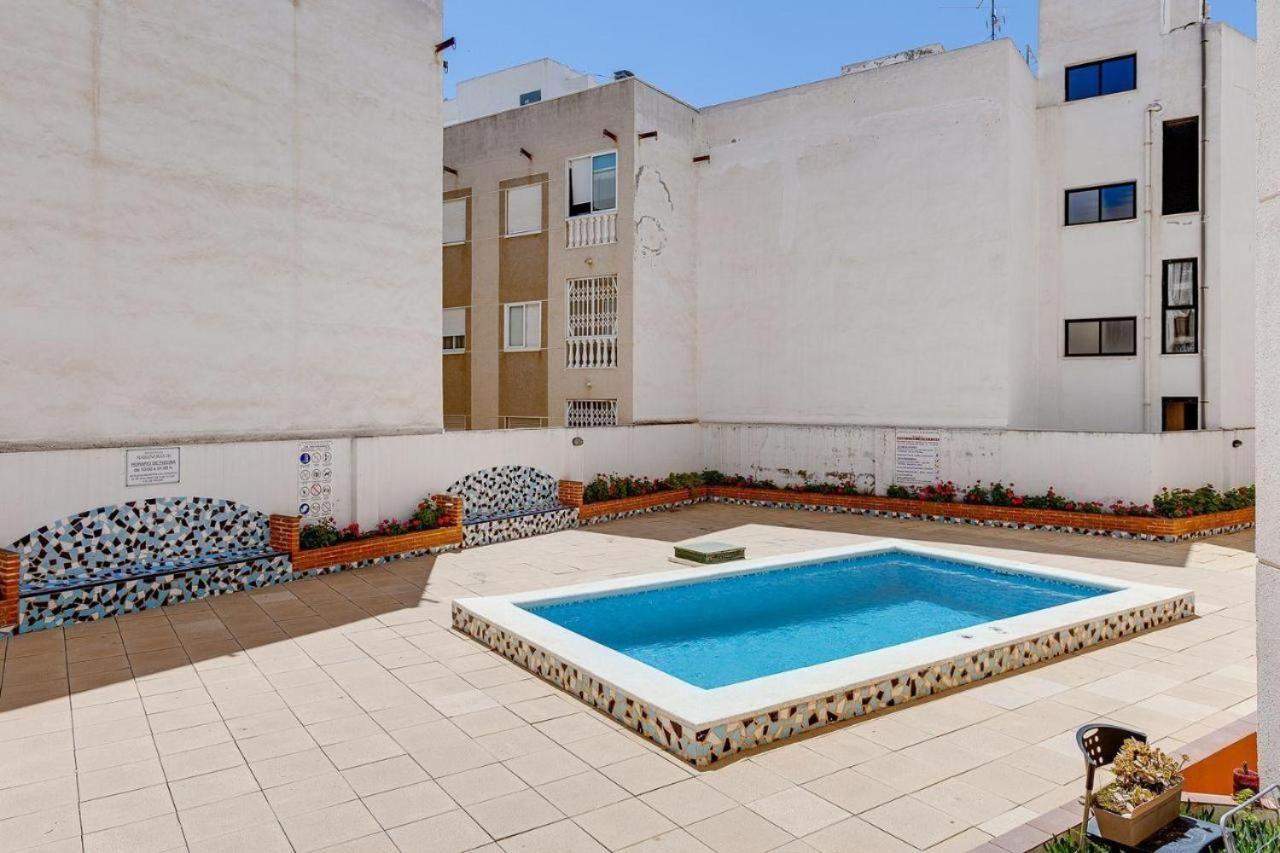 Studio Apartment Santana Habaneras - 05 At Beach With Garage, Pool And Lift 또레비에하 외부 사진